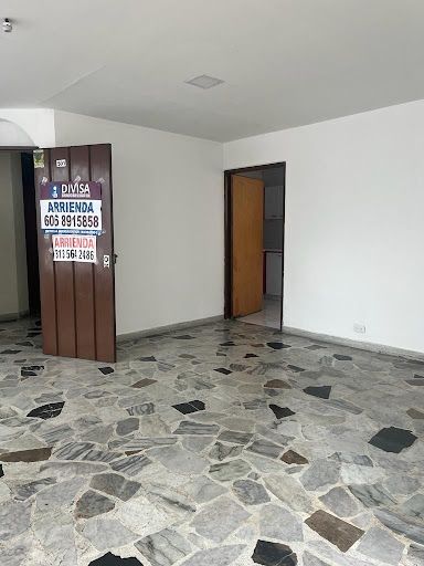 Oficina en arriendo Caldas Manizales El Centro 60 m2 Habitaciones 0 Baños 1 Garajes 0 Precio $3000000