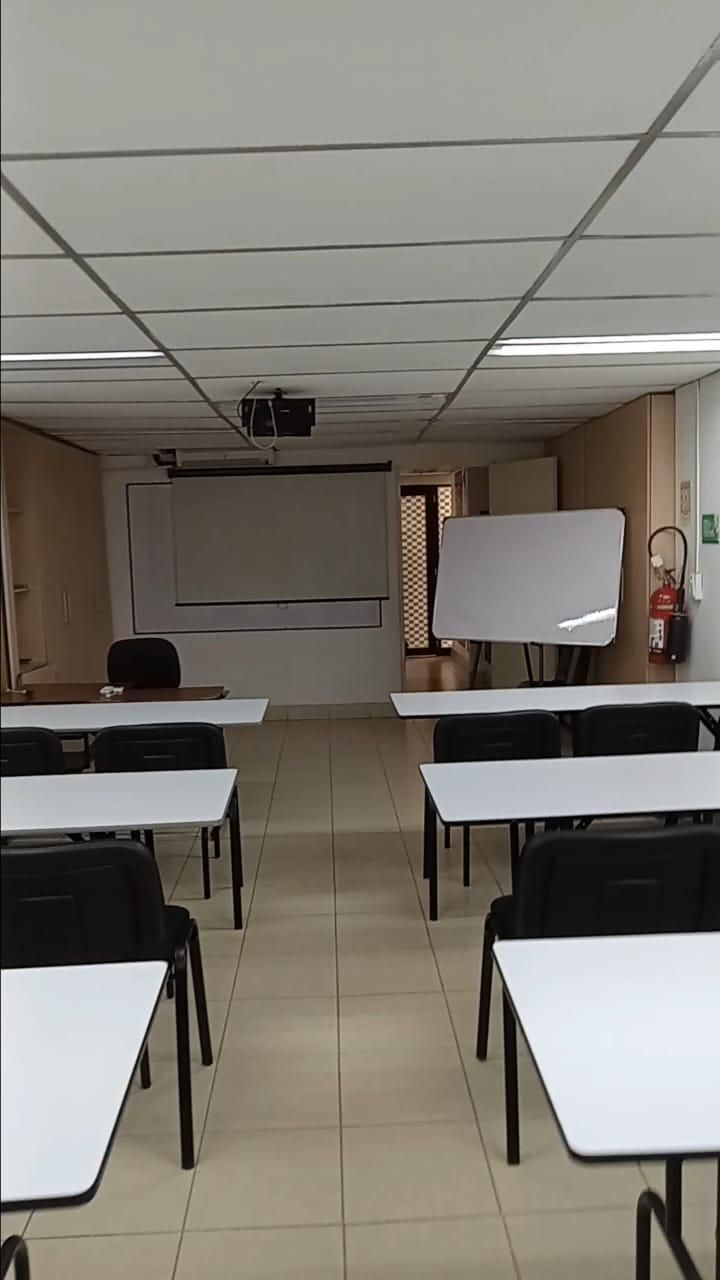 Oficina en arriendo o venta Antioquia Medellín Suramericana 57 m2 Habitaciones 0 Baños 2 Garajes 0 Precio venta $405000000 Precio arriendo $2950000