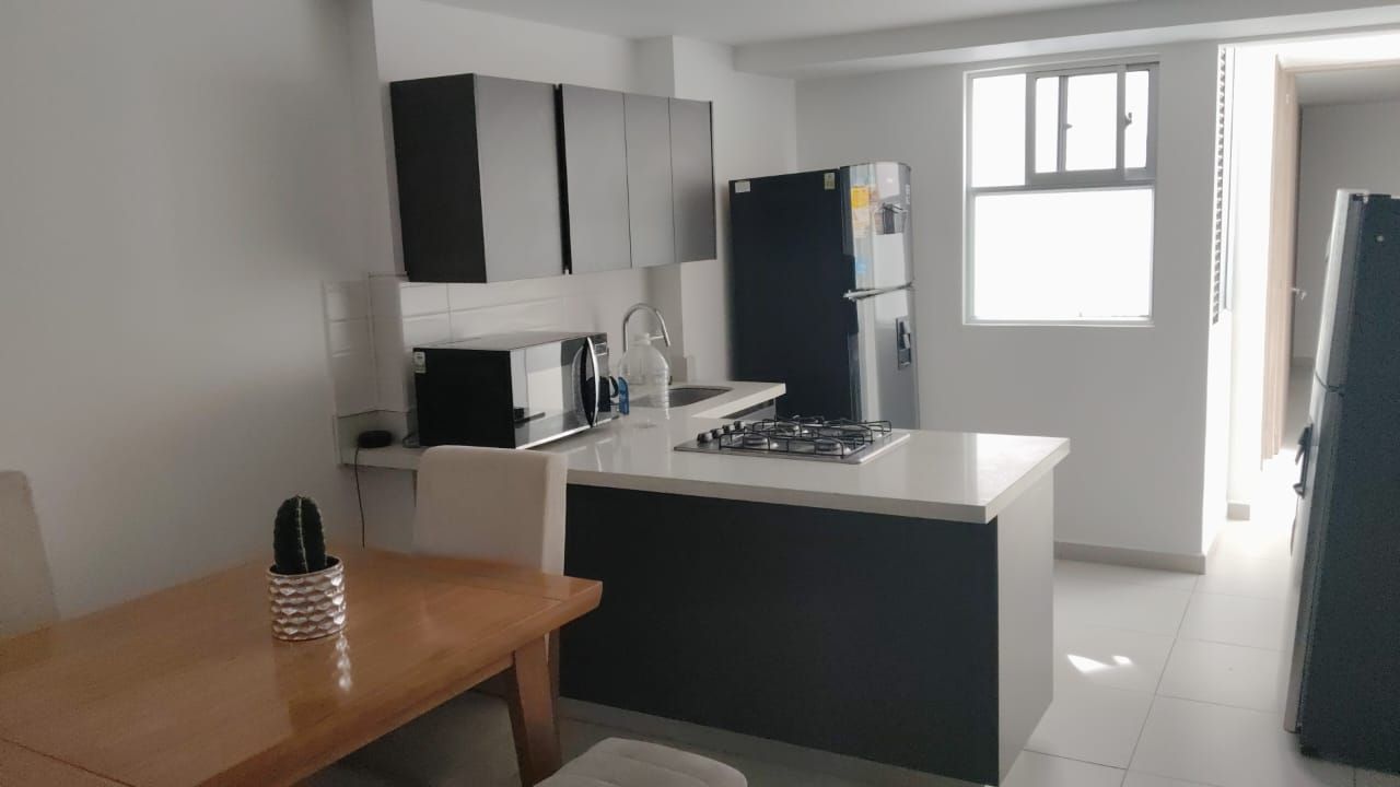 Apartamento en arriendo Antioquia Medellín Rosales 110 m2 Habitaciones 3 Baños 2 Garajes 1 Precio $3100000