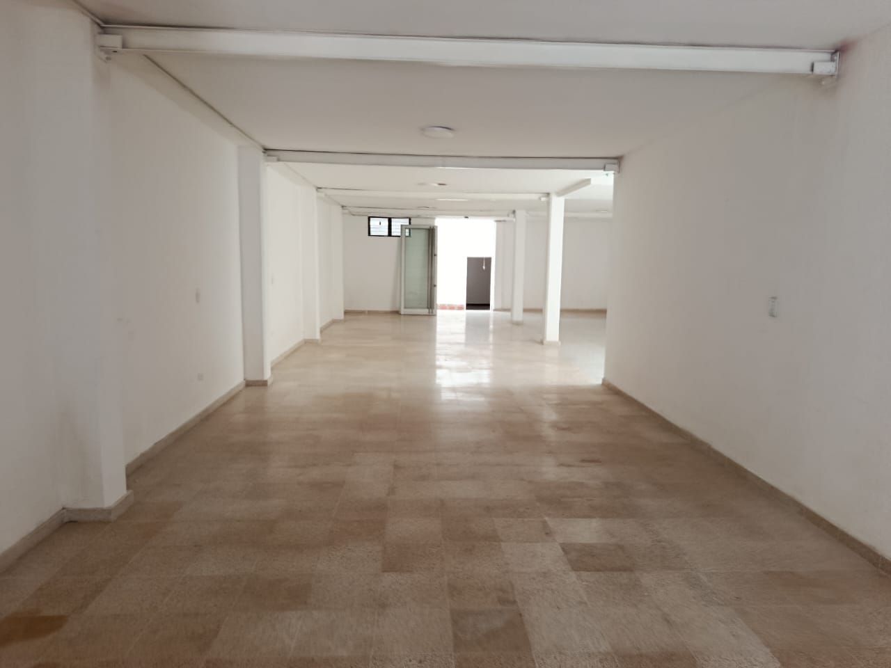 Local en arriendo Antioquia Bello Ciudad Niquia 270 m2 Habitaciones 0 Baños 2 Garajes 0 Precio $9000000