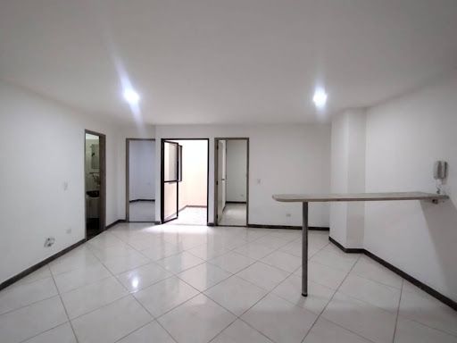Apartamento en arriendo Antioquia Envigado La Sebastiana 80 m2 Habitaciones 3 Baños 2 Garajes 1 Precio $2300000