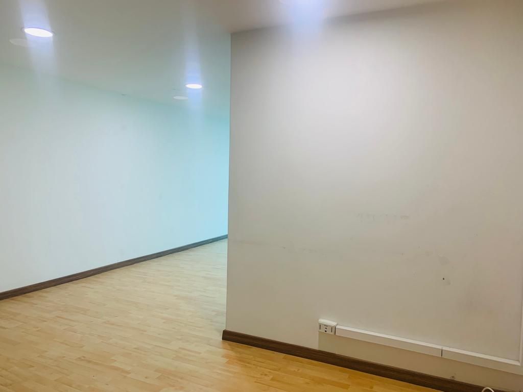 Oficina en arriendo Antioquia Medellín Villanueva 54 m2 Habitaciones 0 Baños 1 Garajes 1 Precio $5700000