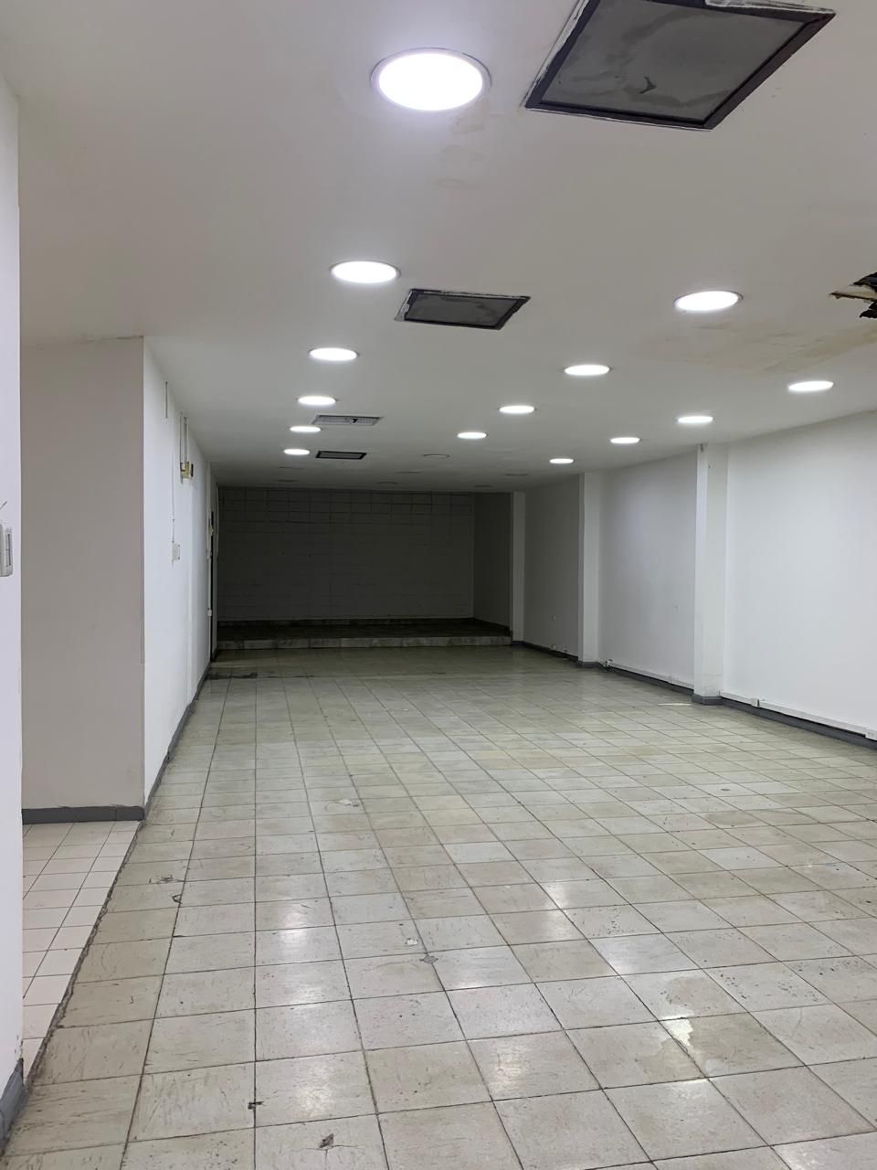 Edificio en venta Valle Del Cauca Cali San Pedro 2500 m2 Habitaciones 37 Baños 32 Garajes 0 Precio $4000000000