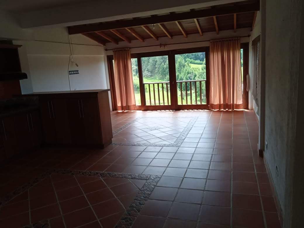 Apartamento en arriendo Antioquia Rionegro Cuatro Esquinas 90 m2 Habitaciones 2 Baños 3 Garajes 1 Precio $1900000