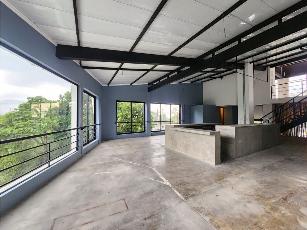 Local en arriendo Quindío Armenia Armenia 200 m2 Habitaciones 0 Baños 3 Garajes 5 Precio $7900000
