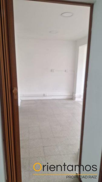 Oficina en arriendo Antioquia Envigado Zúñiga 60 m2 Habitaciones 0 Baños 1 Garajes 0 Precio $2000000