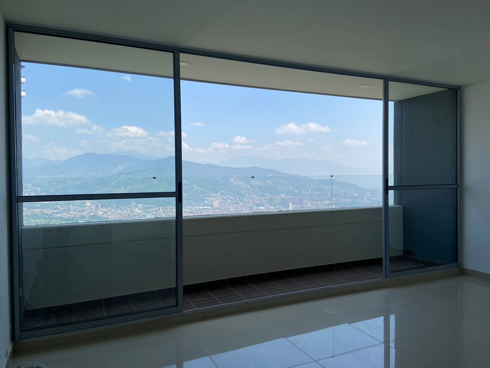 Apartamento en venta Antioquia Sabaneta Balcones De La Holanda 69 m2 Habitaciones 3 Baños 2 Garajes 1 Precio $555000000