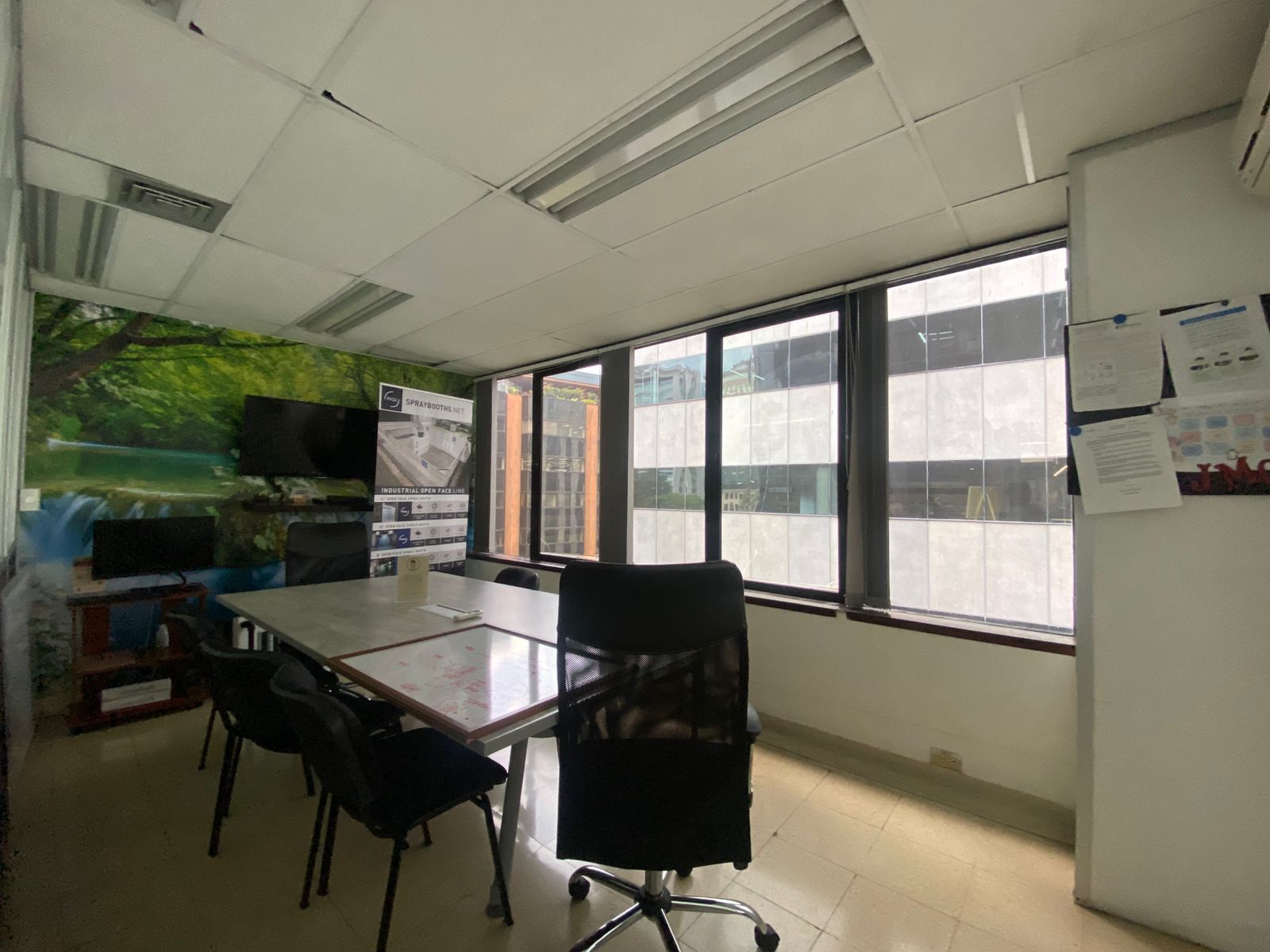 Oficina en arriendo Antioquia Medellín Villanueva 136 m2 Habitaciones 0 Baños 1 Garajes 1 Precio $11300000