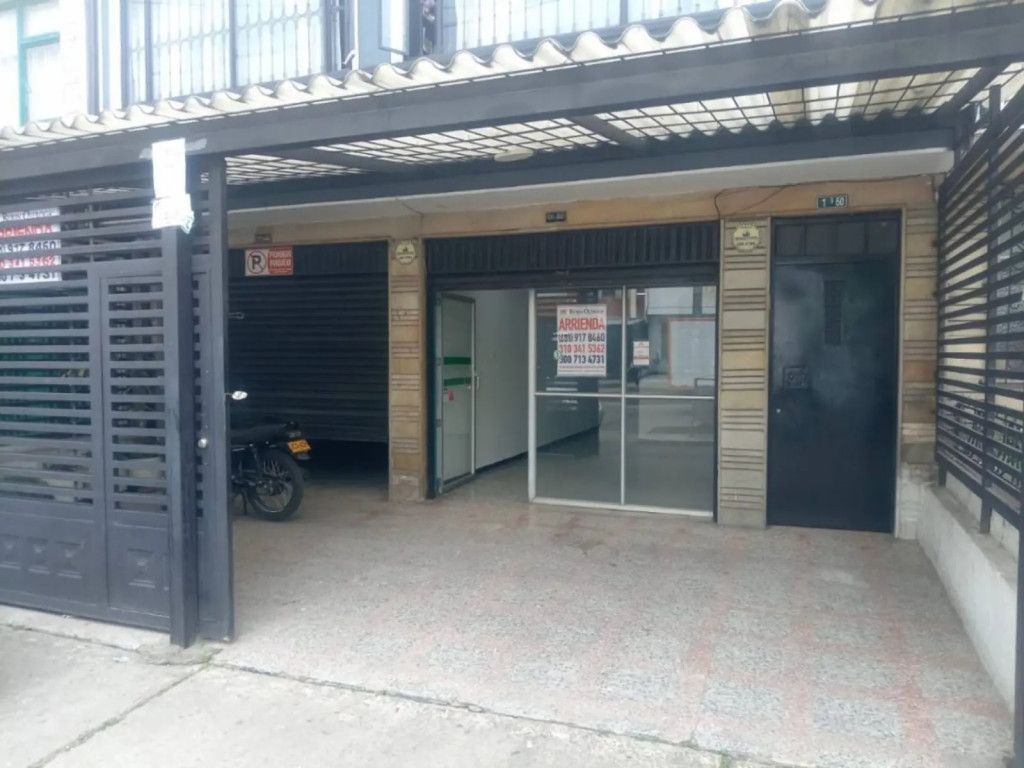 Local en arriendo Cundinamarca Bogotá Santa Isabel 60 m2 Habitaciones 0 Baños 2 Garajes 0 Precio $1800000