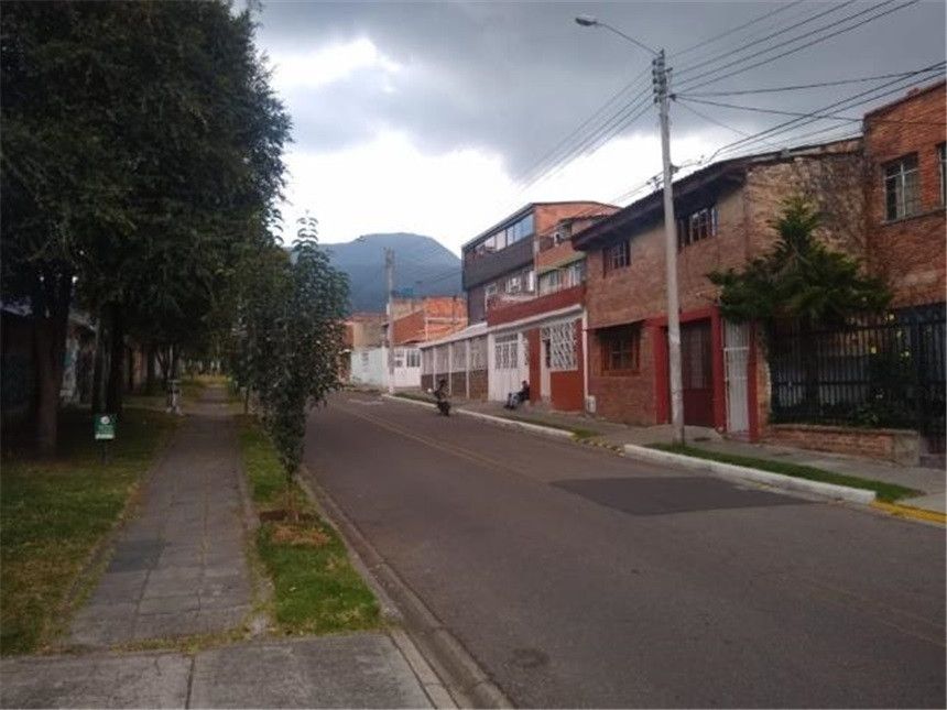 Lote en venta Cundinamarca Bogotá Primero De Mayo 0 m2 Habitaciones 0 Baños 0 Garajes 0 Precio $800000000