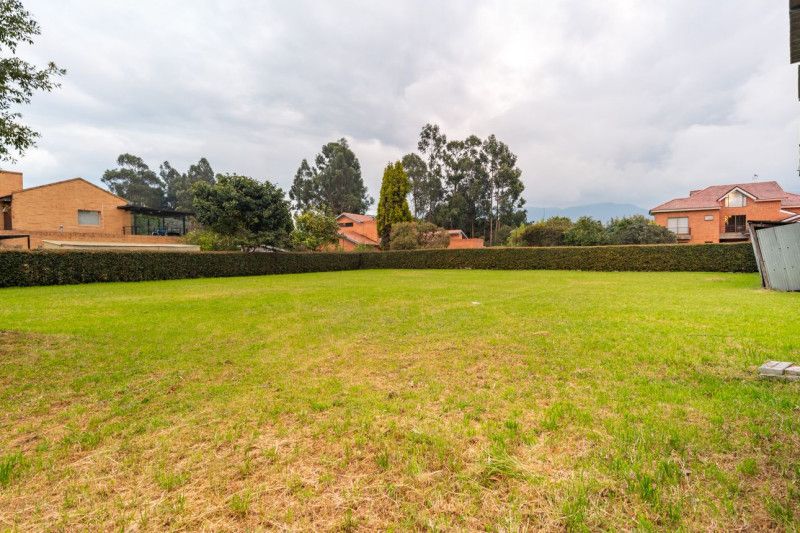 Lote en venta Cundinamarca Bogotá Casa Blanca 1406 m2 Habitaciones 0 Baños 0 Garajes 0 Precio $1000000000