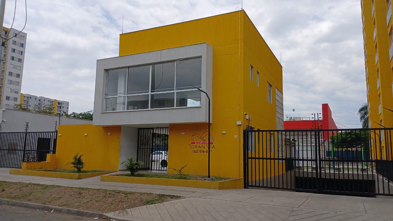 Apartamento en venta Valle Del Cauca Cali Los Guayacanes 63 m2 Habitaciones 3 Baños 2 Garajes 0 Precio $270000000