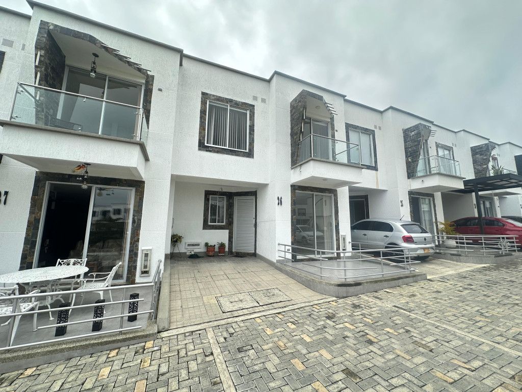 Casa en venta Quindío Armenia Sector Centro 127 m2 Habitaciones 4 Baños 3 Garajes 2 Precio $710000000