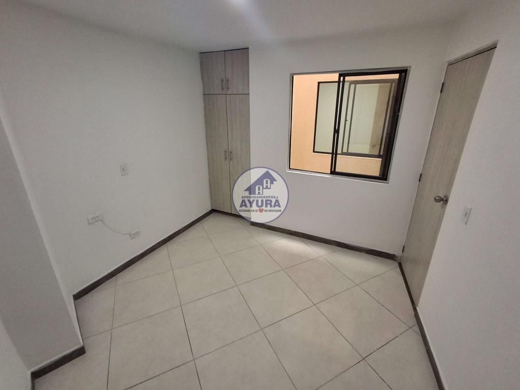 Apartamento en arriendo Antioquia Envigado La Sebastiana 70 m2 Habitaciones 3 Baños 2 Garajes 0 Precio $2300000