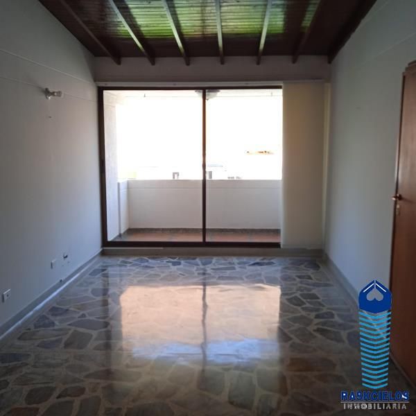 Apartamento en arriendo o venta Antioquia Medellín Laureles 120 m2 Habitaciones 3 Baños 2 Garajes 1 Precio venta $560000000 Precio arriendo $3200000