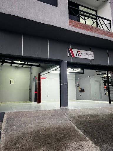 Local en arriendo Risaralda Pereira Los Angeles 120 m2 Habitaciones 0 Baños 2 Garajes 2 Precio $4000000