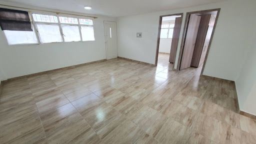 Casa en arriendo Cundinamarca Bogotá Santander 160 m2 Habitaciones 4 Baños 2 Garajes 1 Precio $3900000