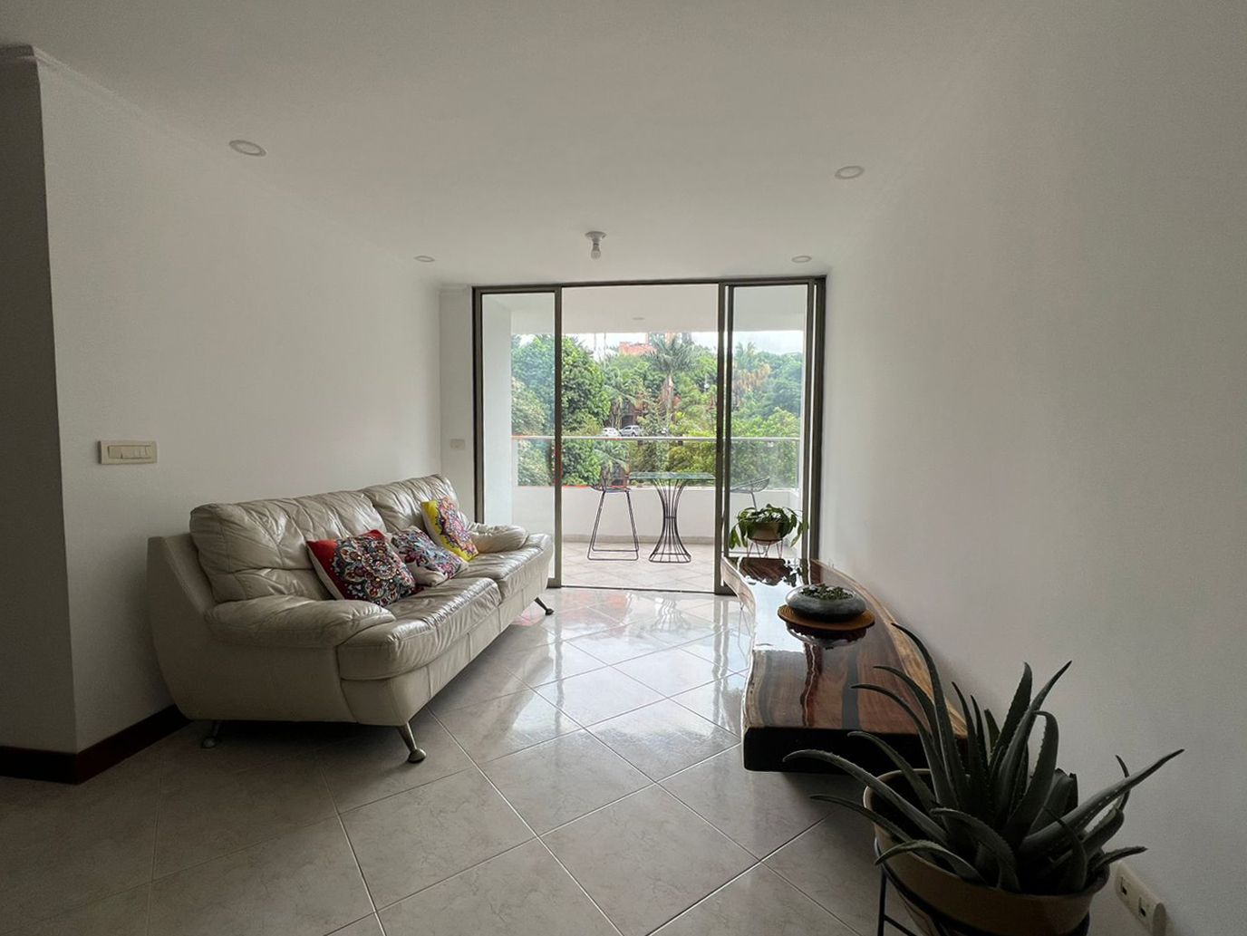 Apartamento en venta Antioquia Envigado La Mesa 113 m2 Habitaciones 4 Baños 2 Garajes 2 Precio $800000000