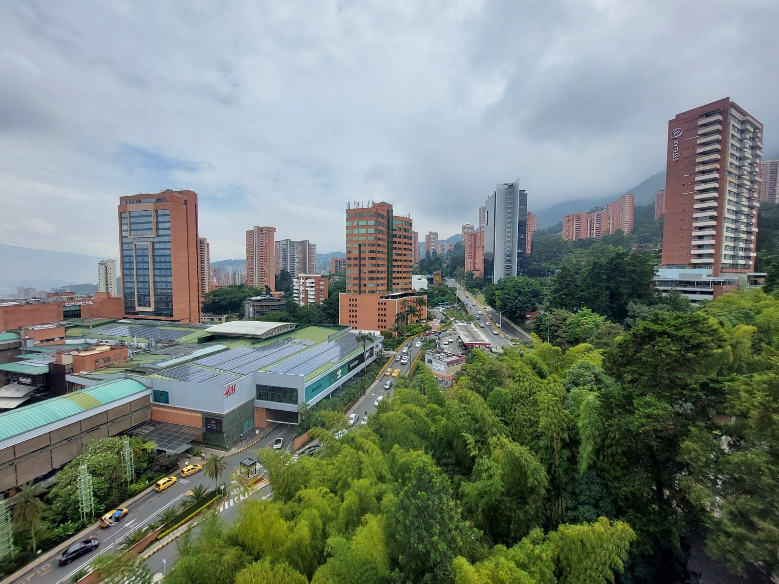 Apartaestudio en arriendo Antioquia Medellín Los Naranjos 72 m2 Habitaciones 1 Baños 2 Garajes 0 Precio $5750000
