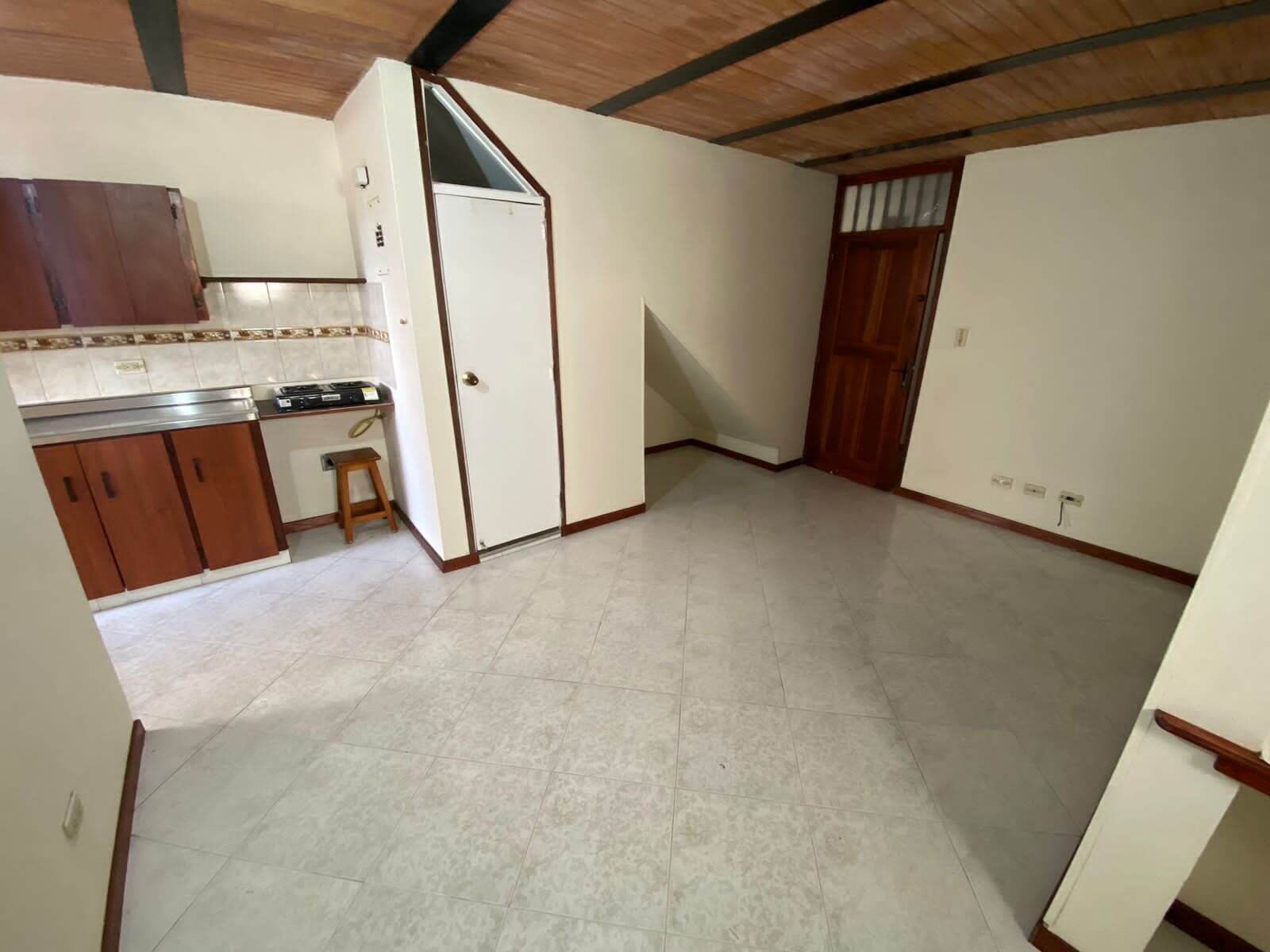 Apartamento en arriendo Antioquia Medellín Las Esmeraldas 57 m2 Habitaciones 2 Baños 2 Garajes 0 Precio $1150000