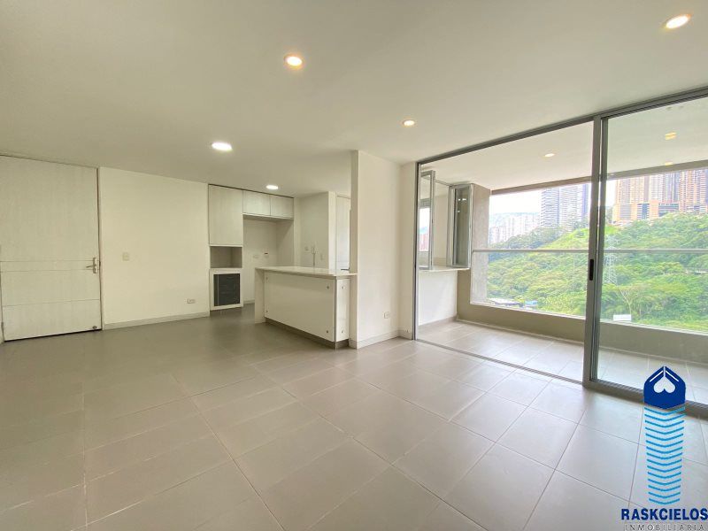 Apartamento en arriendo Antioquia Medellín Castropol 87 m2 Habitaciones 3 Baños 2 Garajes 0 Precio $5350000