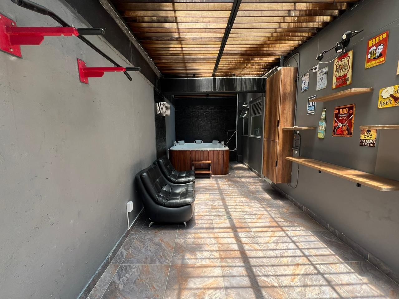 Casa en arriendo Antioquia Envigado El Esmeraldal 250 m2 Habitaciones 3 Baños 5 Garajes 0 Precio $8500000