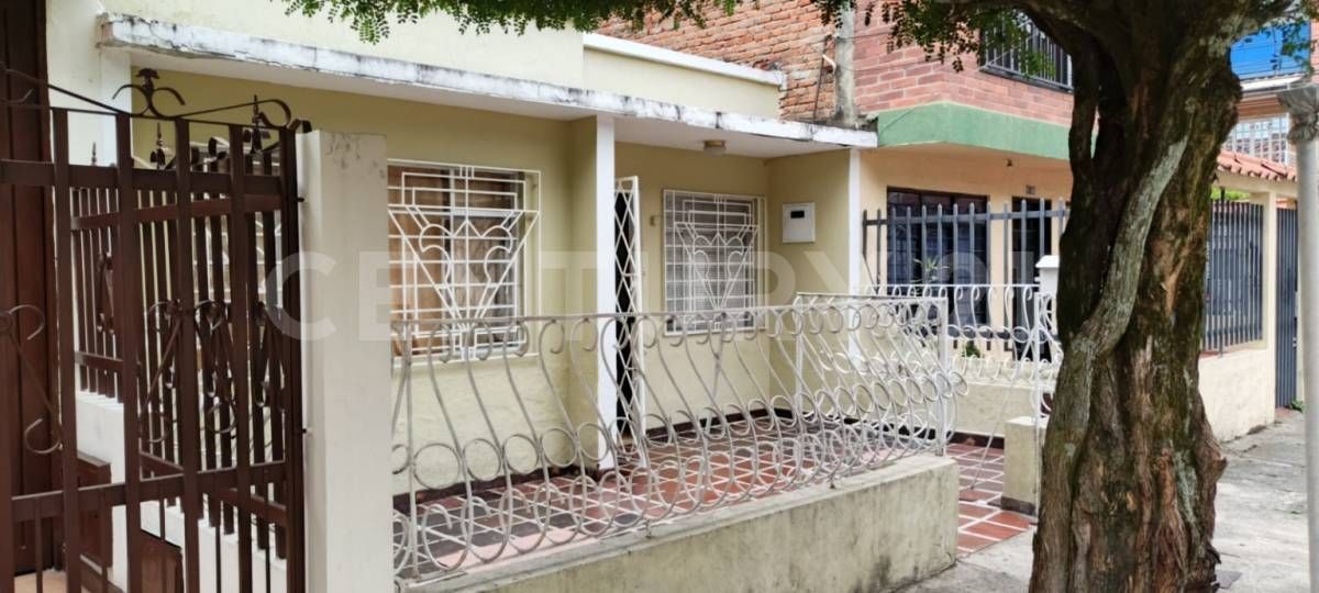 Casa en venta Valle Del Cauca Cali La Base 135 m2 Habitaciones 4 Baños 2 Garajes 0 Precio $350000000