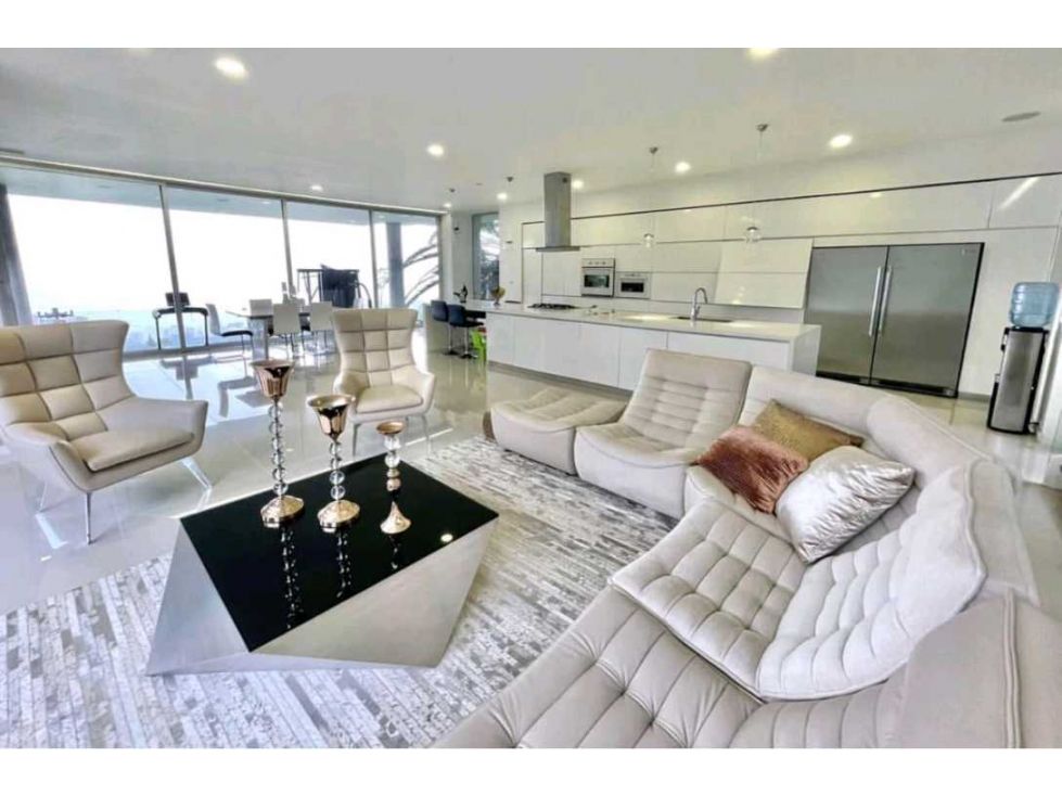 Casa en venta Antioquia Medellín Villa Tina 700 m2 Habitaciones 5 Baños 4 Garajes 4 Precio $6300000000