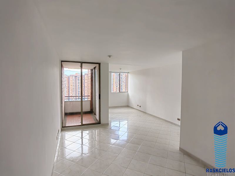 Apartamento en venta Antioquia Medellín Loma De Los Bernal 110 m2 Habitaciones 4 Baños 3 Garajes 1 Precio $630000000