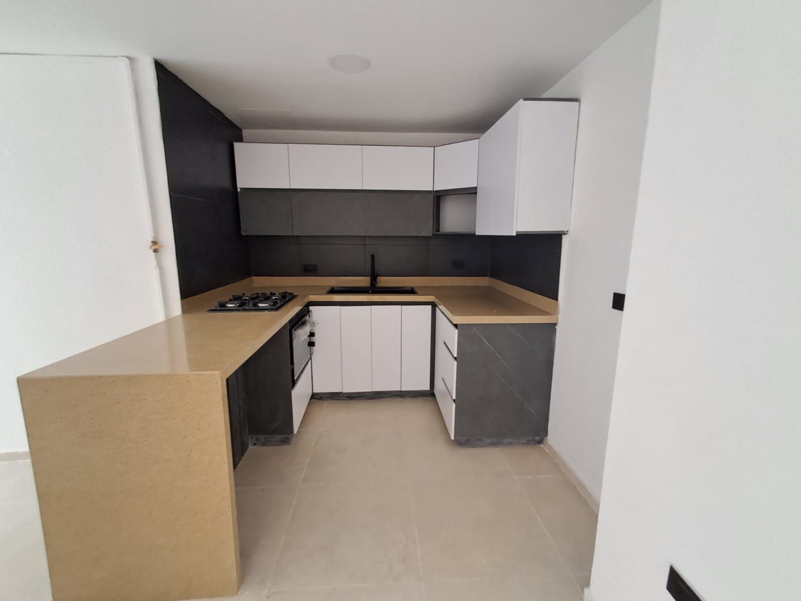 Apartamento en arriendo Antioquia Medellín Las Lomas No2 120 m2 Habitaciones 3 Baños 3 Garajes 0 Precio $4500000
