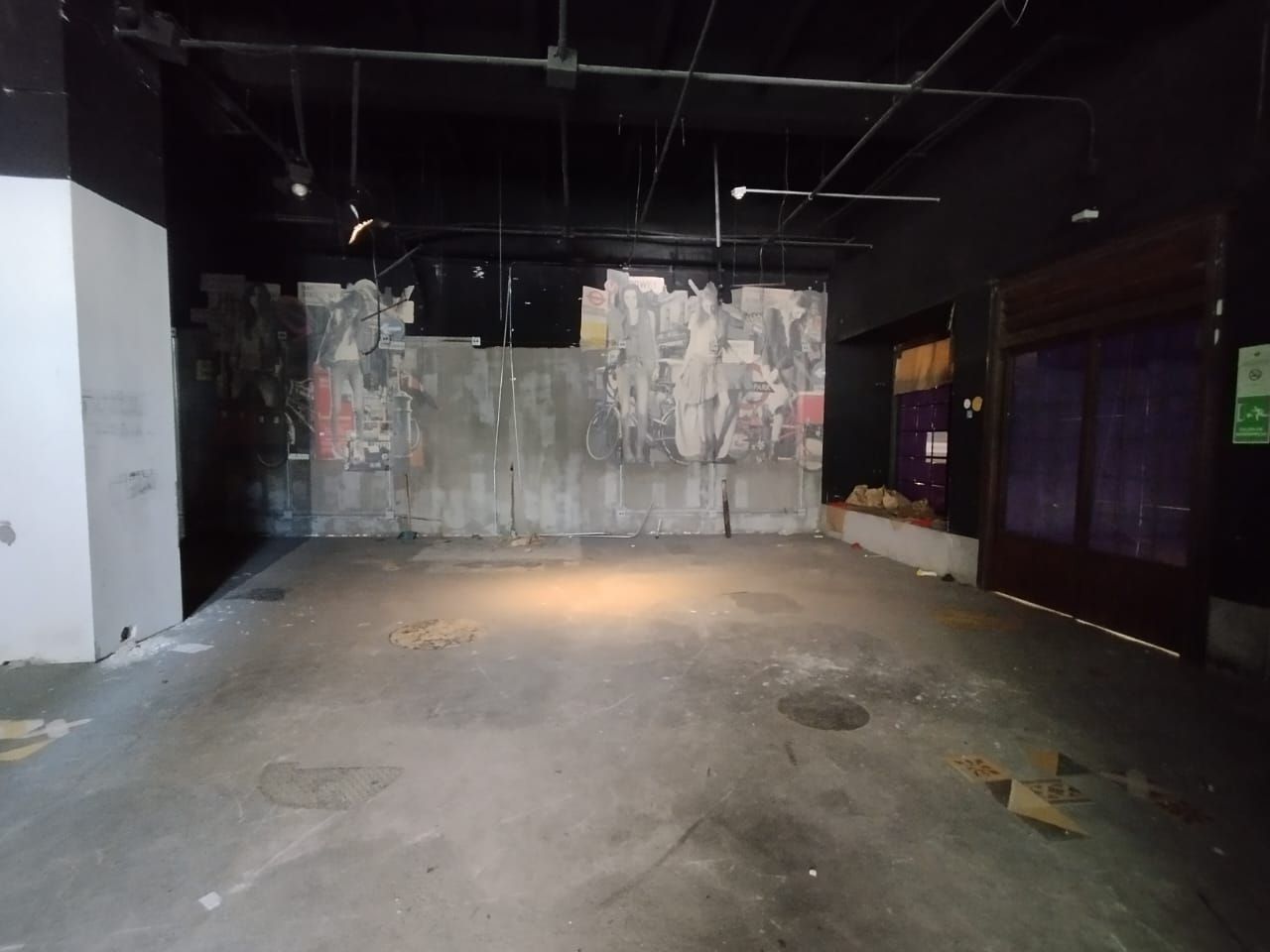 Local en arriendo Antioquia Medellín Urbanizacion Manesa 172 m2 Habitaciones 0 Baños 0 Garajes 0 Precio $25000000