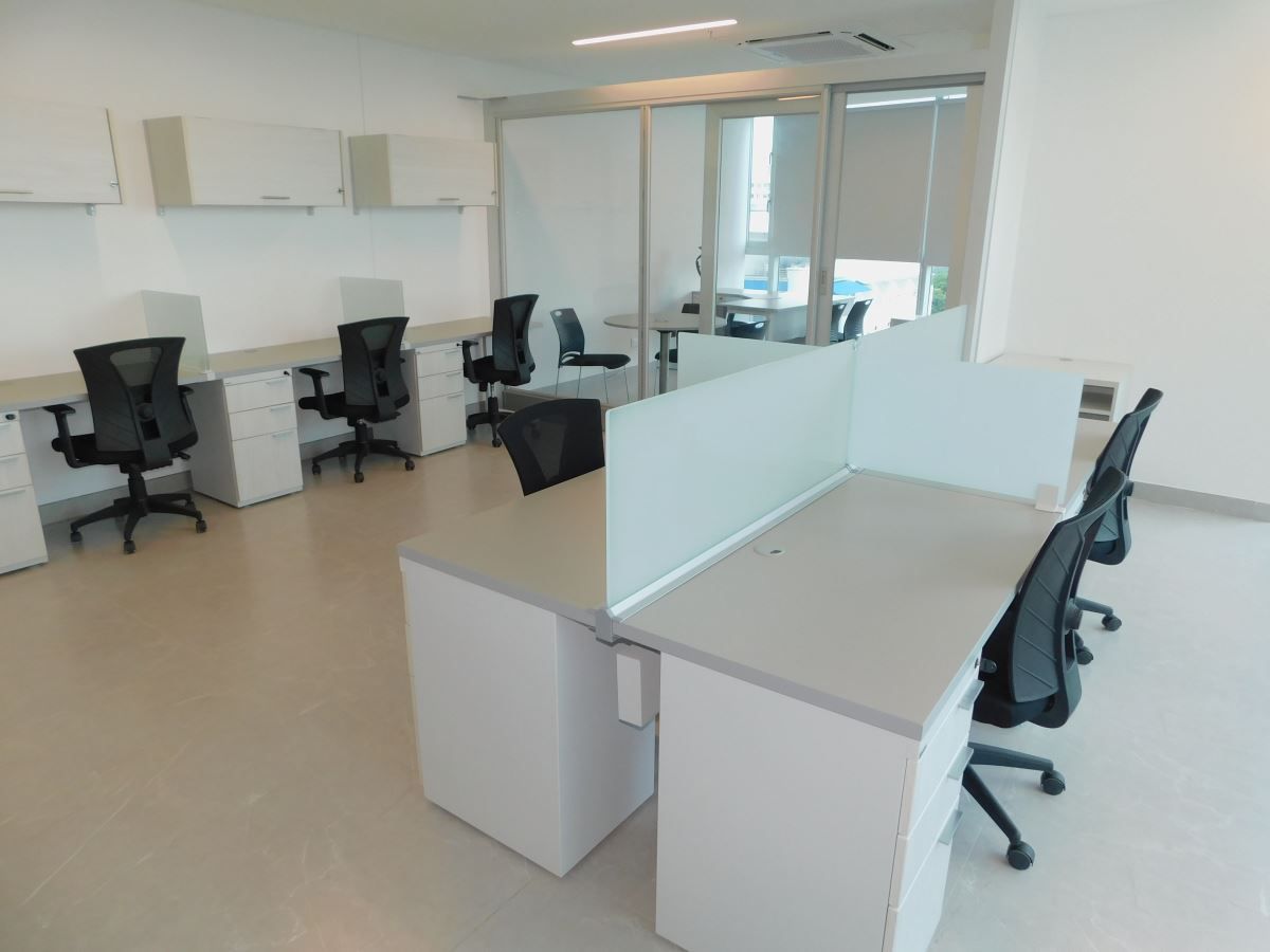 Oficina en arriendo Atlántico Barranquilla El Poblado 64 m2 Habitaciones 0 Baños 1 Garajes 1 Precio $7834495
