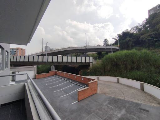 Apartamento en arriendo Antioquia Envigado Alto De Misael 118 m2 Habitaciones 3 Baños 3 Garajes 2 Precio $5500000