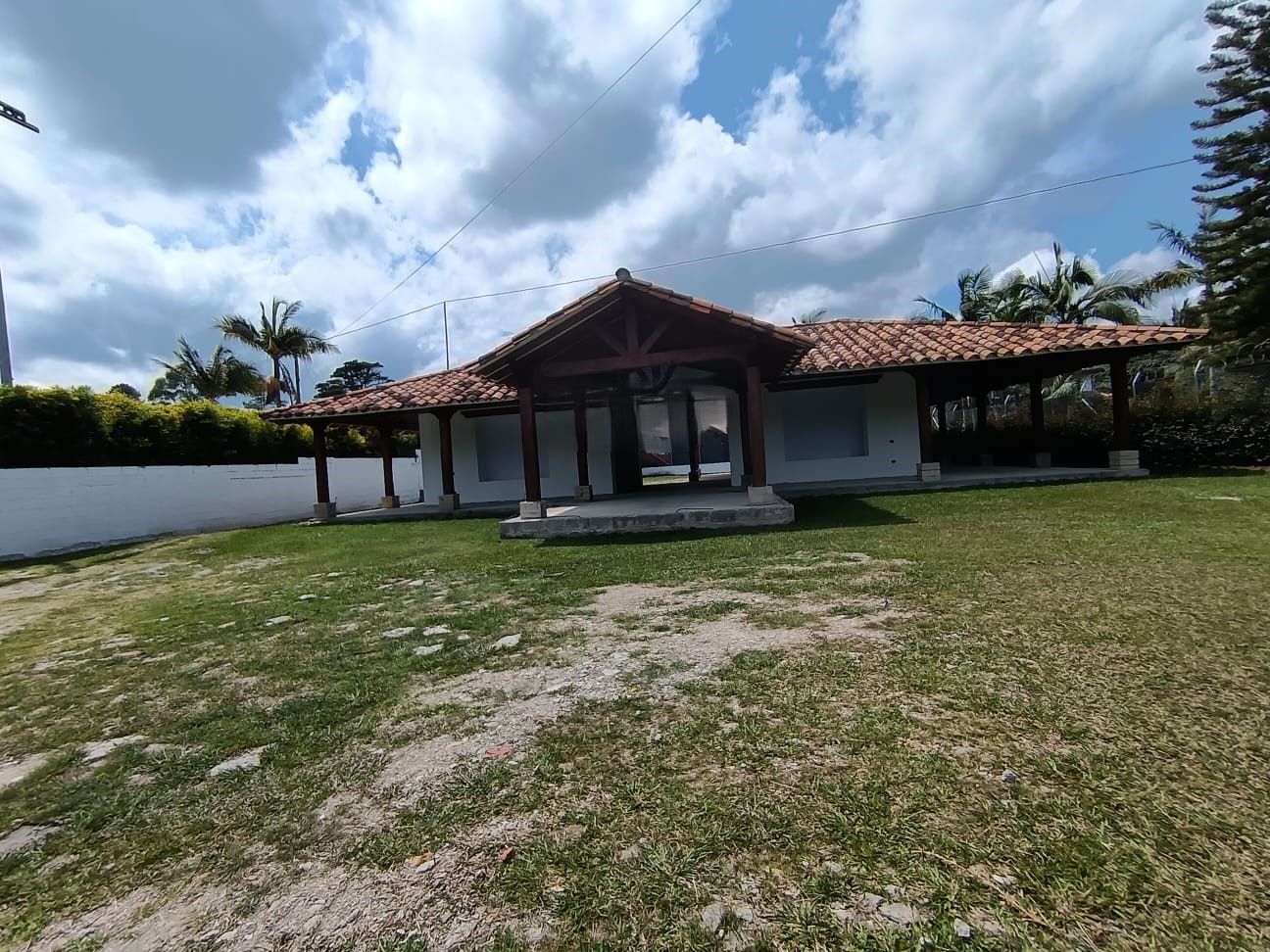 Local en arriendo Antioquia Rionegro El Porvenir 300 m2 Habitaciones 0 Baños 1 Garajes 0 Precio $22000000