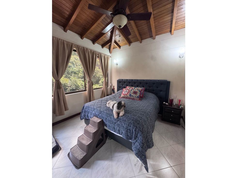 Casa en venta Antioquia Medellín Castropol 157 m2 Habitaciones 3 Baños 2 Garajes 2 Precio $1370000000