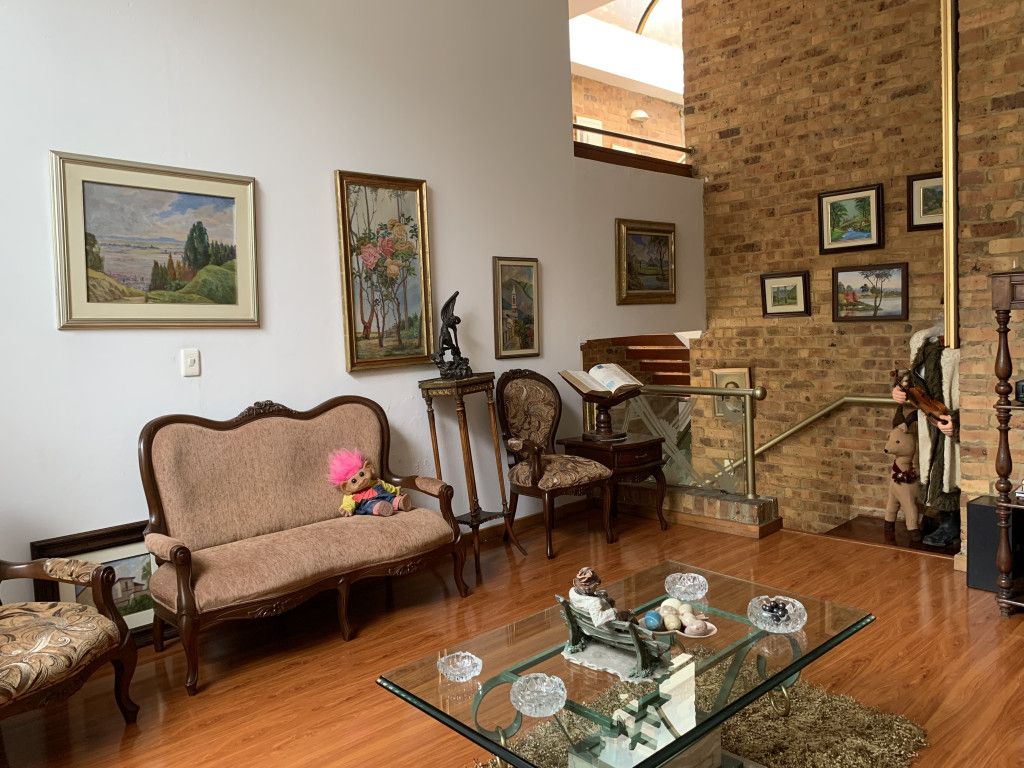 Casa en venta Cundinamarca Bogotá Niza Suba 380 m2 Habitaciones 4 Baños 4 Garajes 4 Precio $1800000000