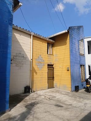 Casa en venta Valle Del Cauca Cali Los Naranjos Ii 90 m2 Habitaciones 3 Baños 1 Garajes 0 Precio $130000000