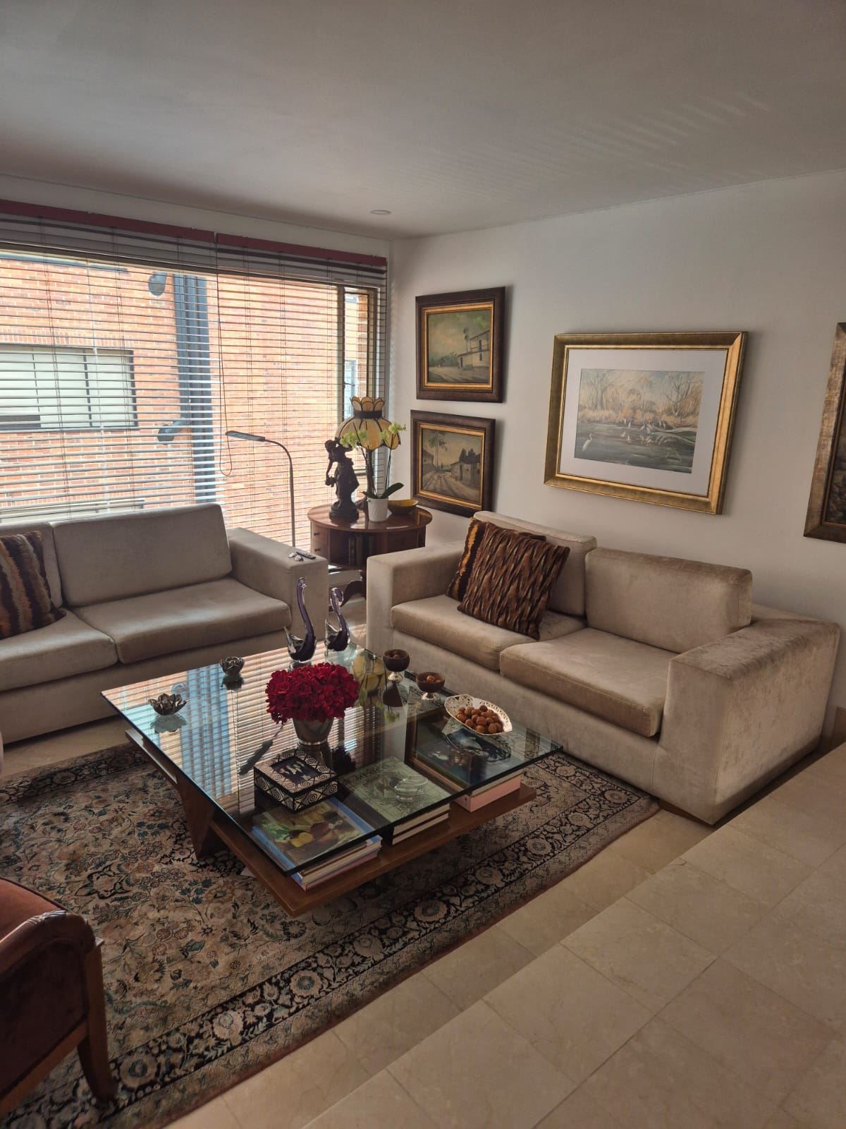 Apartamento en arriendo Cundinamarca Bogotá La Carolina 120 m2 Habitaciones 3 Baños 3 Garajes 2 Precio $5700000