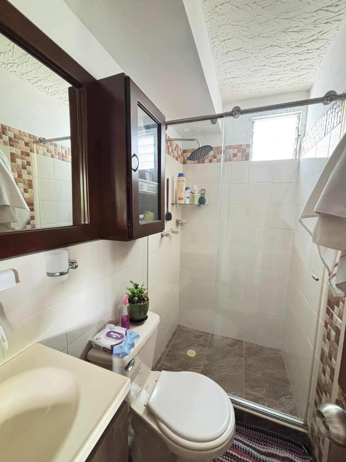 Apartamento en venta Valle Del Cauca Cali Lili 61 m2 Habitaciones 3 Baños 2 Garajes 1 Precio $240000000