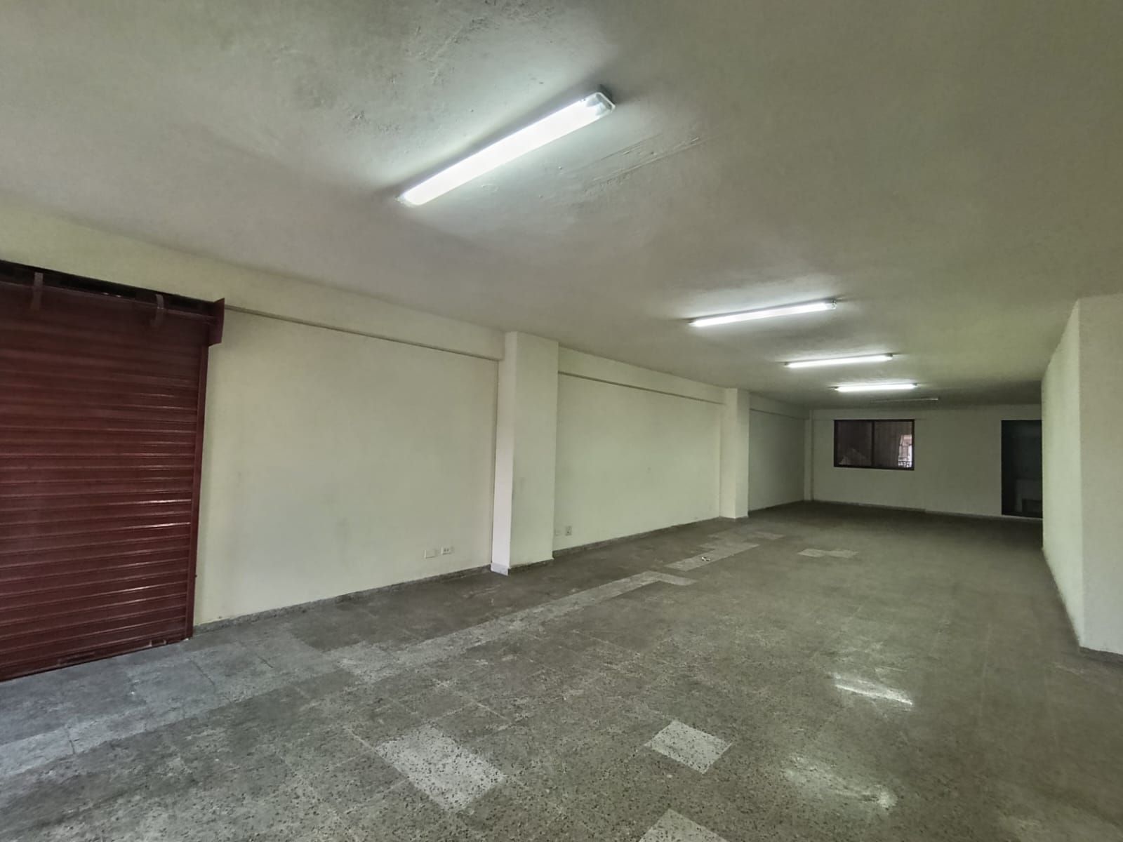 Bodega en arriendo Antioquia Medellín Caribe 135 m2 Habitaciones 0 Baños 0 Garajes 0 Precio $3500000