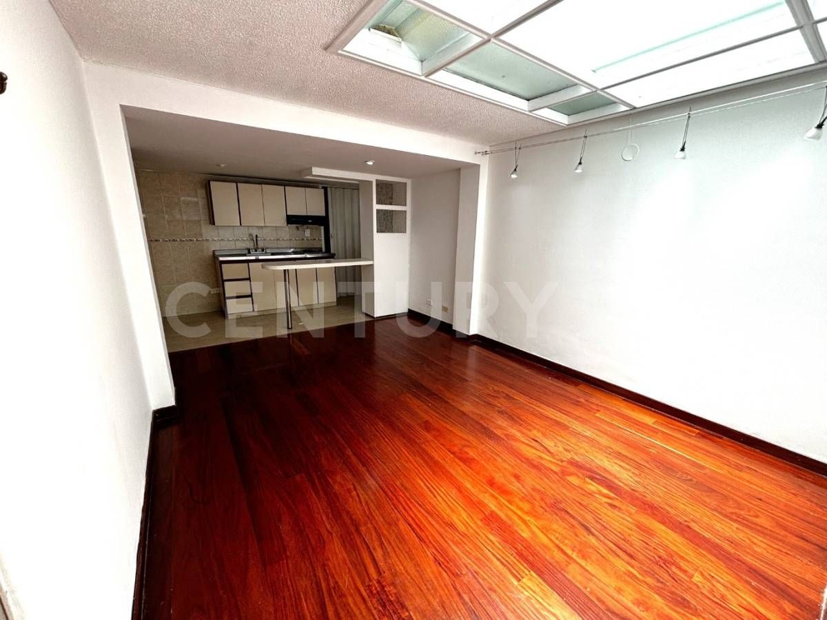 Apartamento en arriendo Cundinamarca Bogotá Santa Barbara Central 37 m2 Habitaciones 1 Baños 1 Garajes 1 Precio $1600000