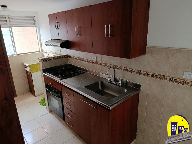 Apartamento en arriendo Antioquia Medellín Los Angeles 72 m2 Habitaciones 3 Baños 2 Garajes 0 Precio $2800000