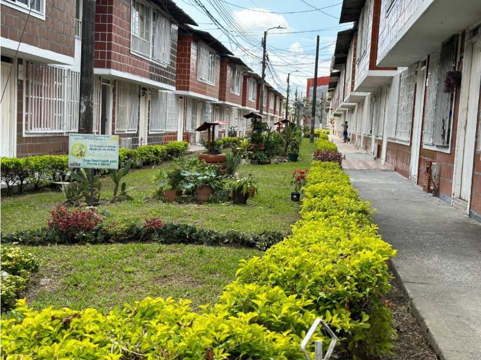 Casa en venta Risaralda Dosquebradas La Semilla 80 m2 Habitaciones 3 Baños 3 Garajes 0 Precio $205000000