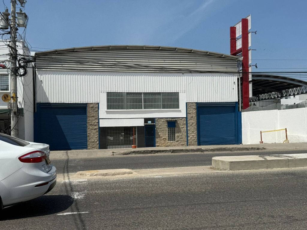 Bodega en arriendo Bolívar Cartagena El Bosque 1577 m2 Habitaciones 0 Baños 0 Garajes 0 Precio $45000000