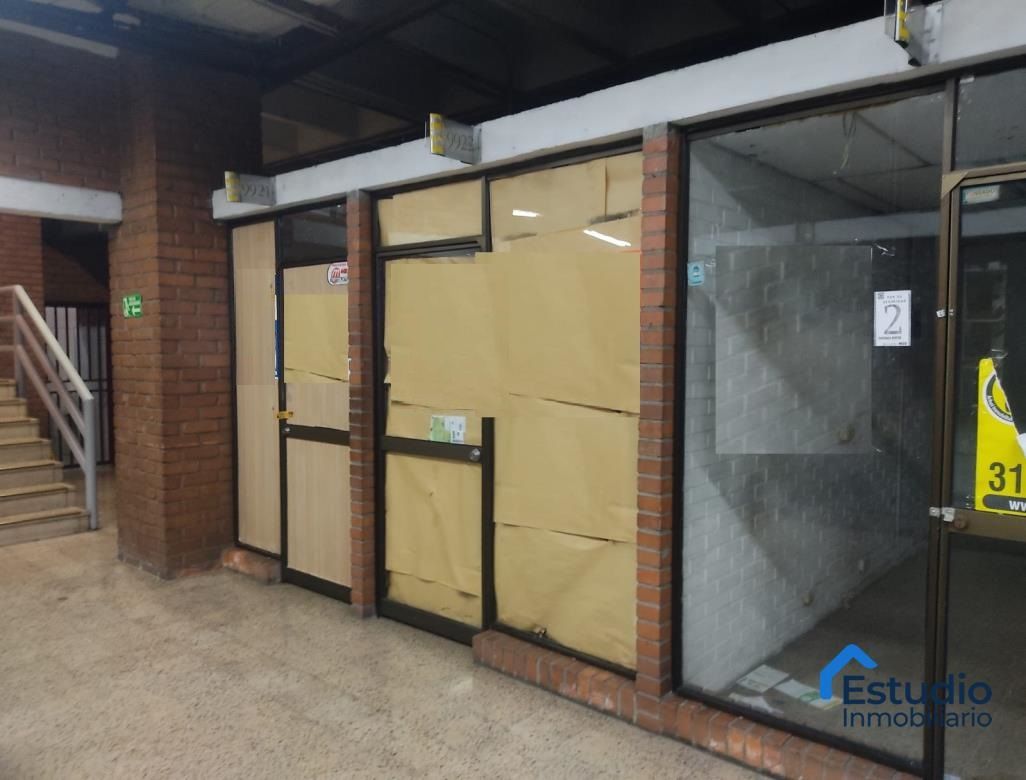 Local Comercial en venta Antioquia Medellín Villanueva 10 m2 Habitaciones 0 Baños 1 Garajes 0 Precio $27000000