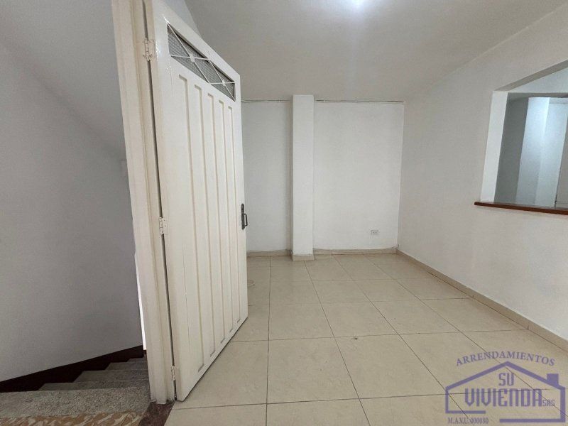 Casa en arriendo Antioquia Medellín Cristo Rey 120 m2 Habitaciones 3 Baños 2 Garajes 0 Precio $2700000