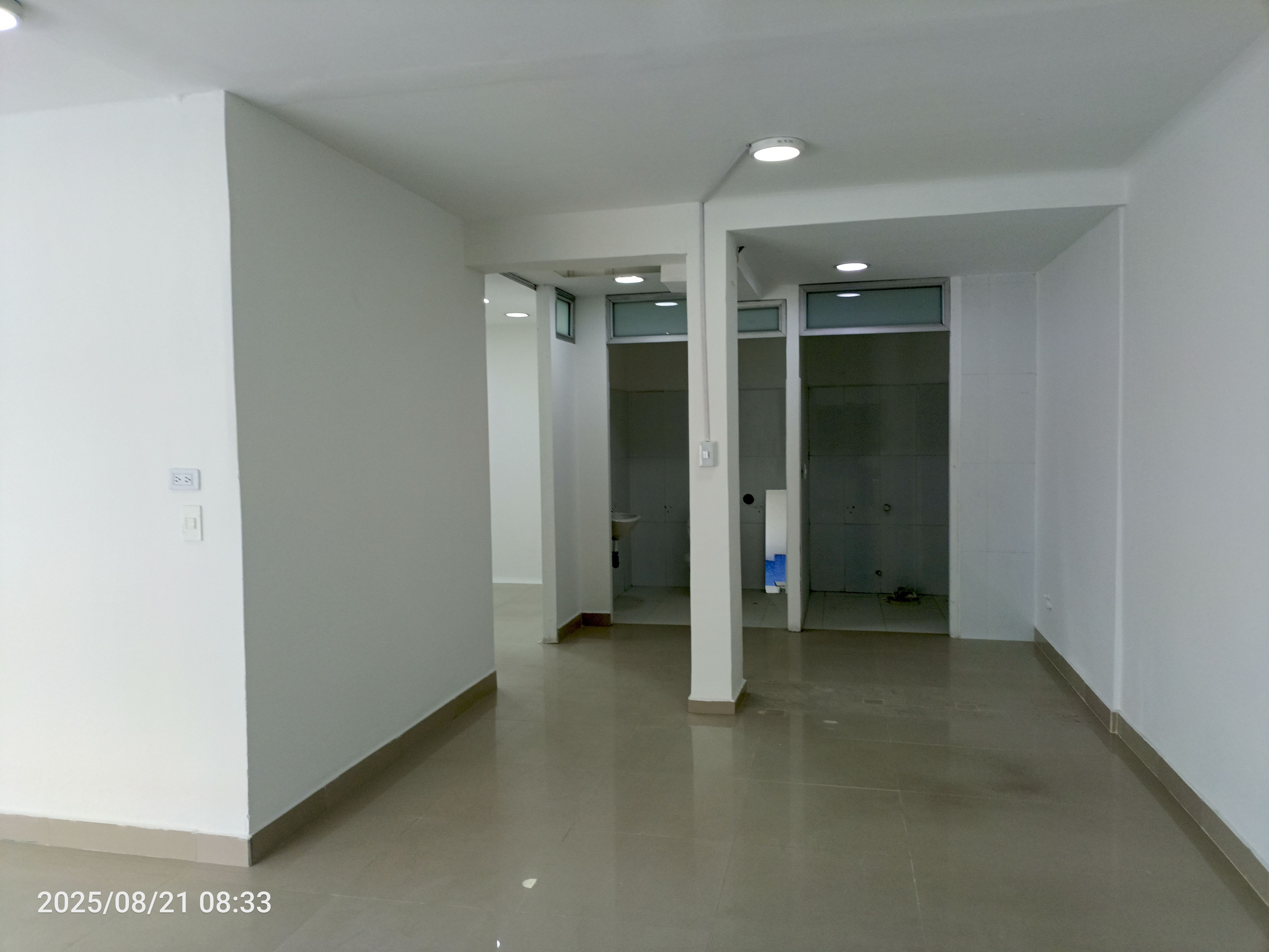 Local Comercial en arriendo Cundinamarca Bogotá Estrella 57 m2 Habitaciones 2 Baños 1 Garajes 0 Precio $2850000