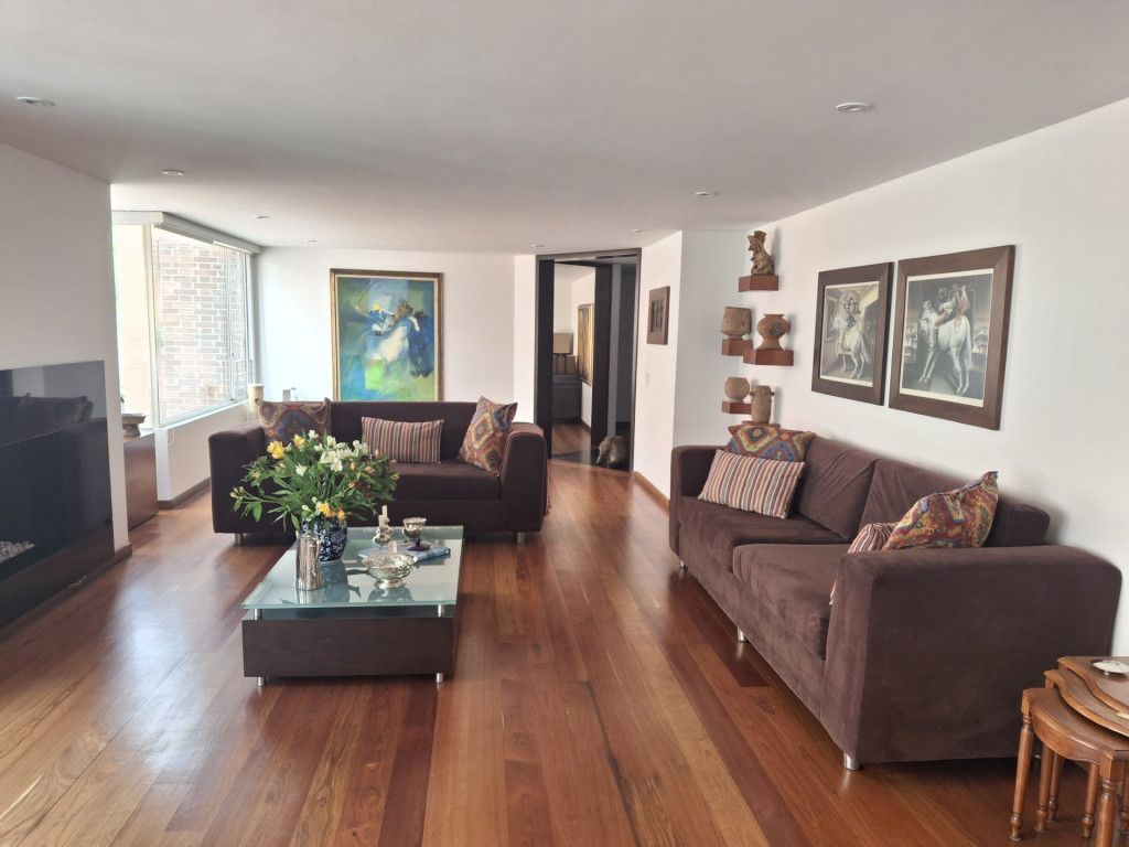 Apartamento en venta Cundinamarca Bogotá Antiguo Country 207 m2 Habitaciones 3 Baños 4 Garajes 2 Precio $1595000000