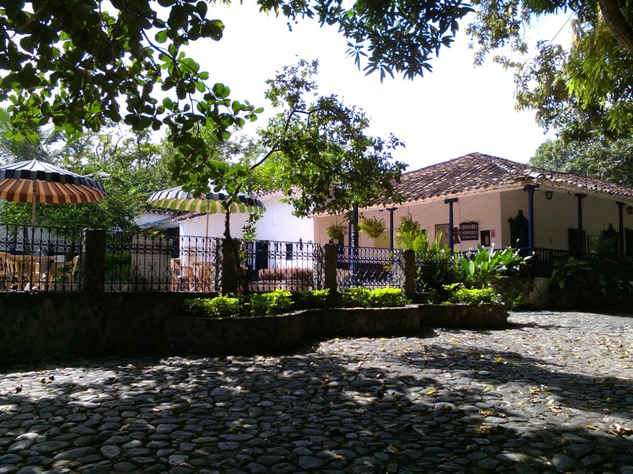 Finca en venta Antioquia San Jerónimo San Jerónimo 400 m2 Habitaciones 5 Baños 5 Garajes 4 Precio $1430000000