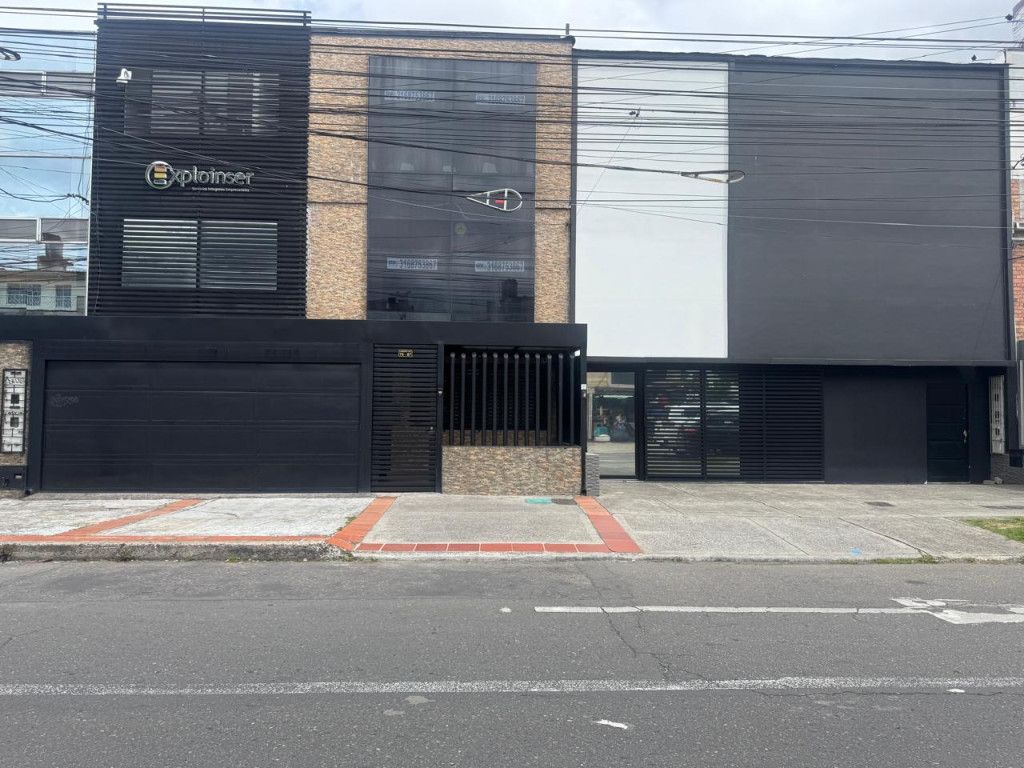 Edificio en venta Cundinamarca Bogotá Once De Noviembre 402 m2 Habitaciones 9 Baños 3 Garajes 0 Precio $1700000000